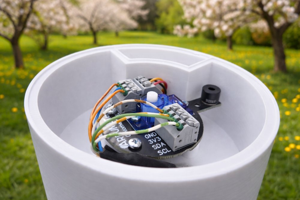Vlastní PCB Ardumet ve 3D tištěném krytu meteostanice